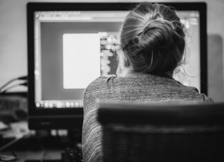 Jak ułożyć grafik 12 godzinny?