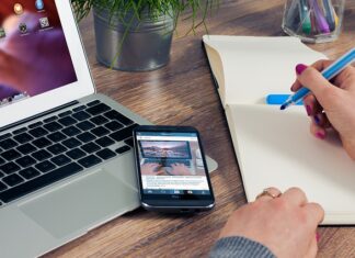 Czy pracodawca może czytać moje maile? Czy pracodawca może czytać moje maile?