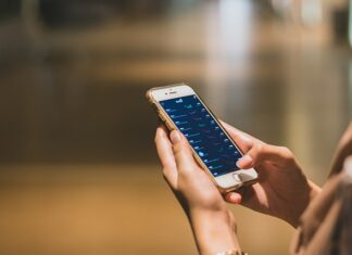 Co daje e-commerce? Co daje e-commerce?