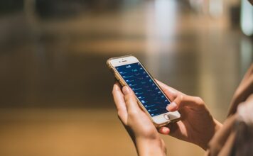 Co daje e-commerce? Co daje e-commerce?