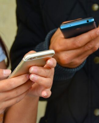 Komercyjna bramka SMS do integracji – efektywna komunikacja dla firm Komercyjna bramka SMS do integracji